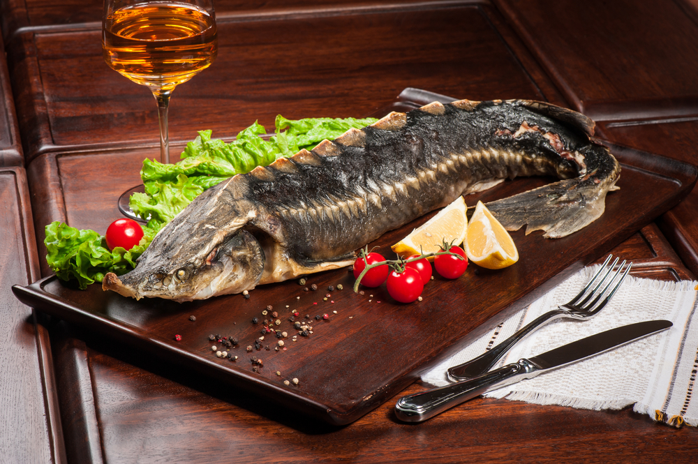 Море волнуется, а мы – выбираем алкоголь к рыбе и морепродуктам shutterstock_168628661.jpg